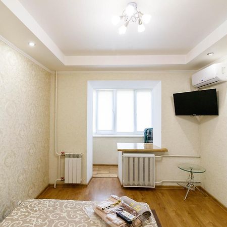 Kvartirkoff Na Polku Azov 32B Kyiv Exterior photo